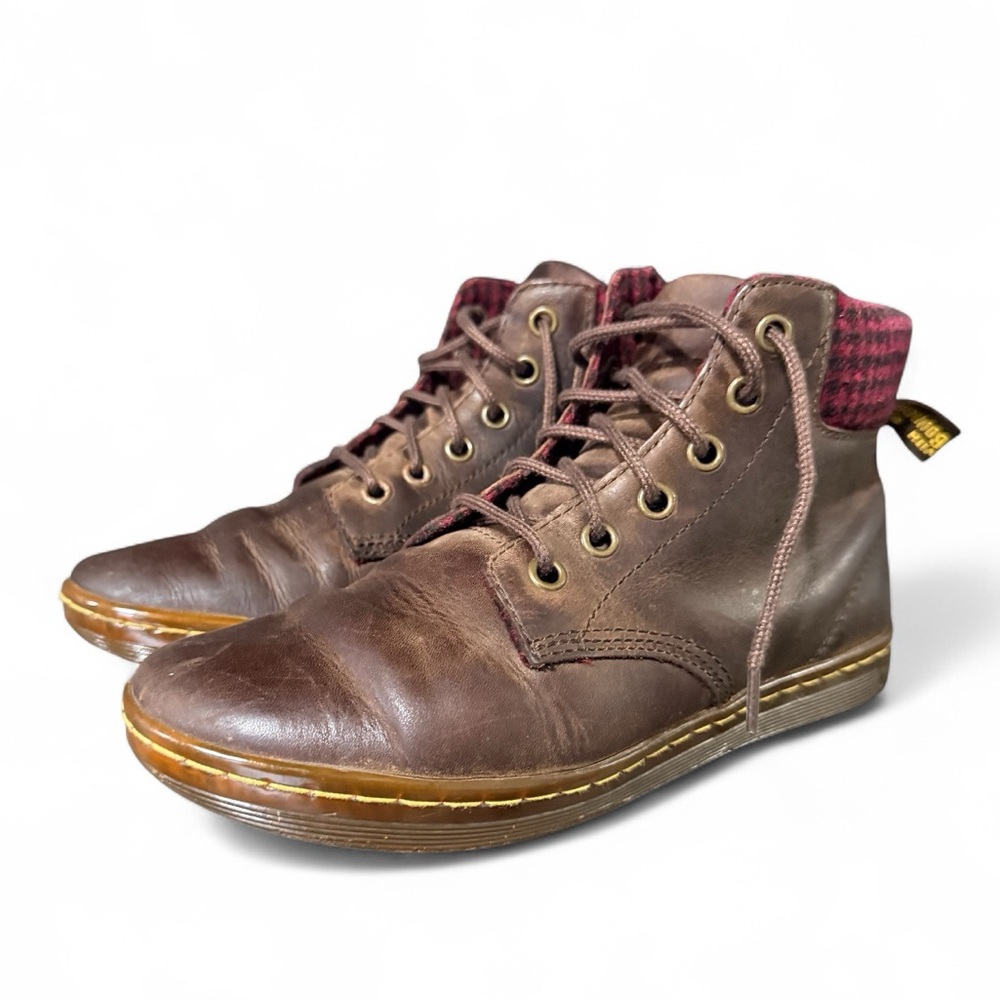 Dr. Marten‎ Maelly Padded Collar Ankle Boot Brown with Red Accents Women's Sz 6